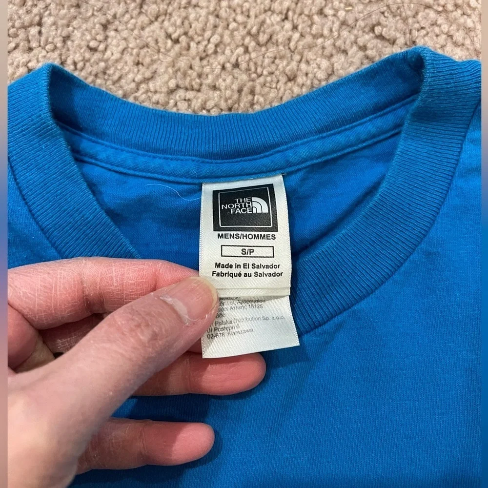 THE NORTH FACE Vibrant Blue Red Box T-shirt